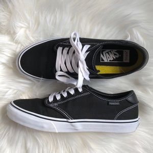Black Vans sneakers size 8 1/2